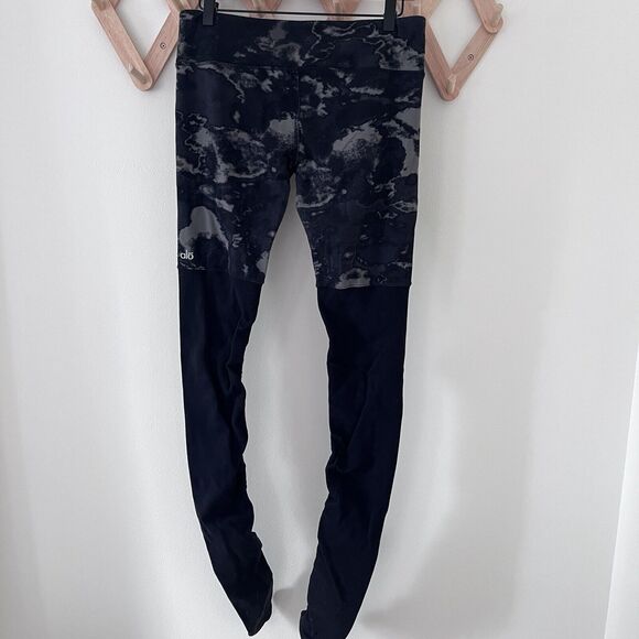 Alo Yoga Goddess Ribbed Women Legging Pant High Waist Black Camo Ruched Medium - Picture 4 of 9